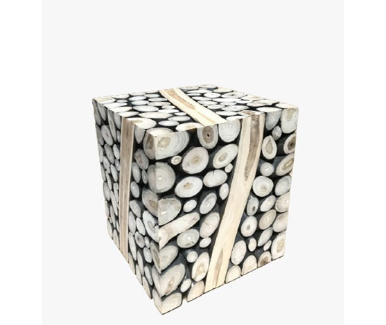 BLACK TAIGA STOOL